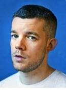 Ykx8Rb-Russell-Tovey.jpg