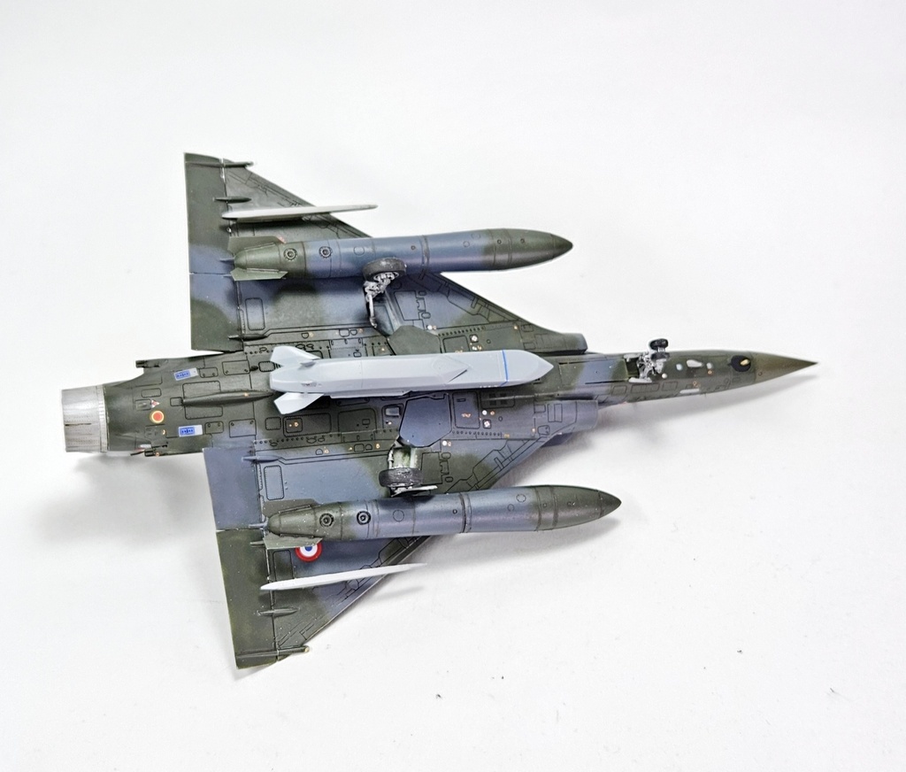 [Modelsvit] 1/72 - Duo de Dassault Mirage 2000D  24021012231219477618354564