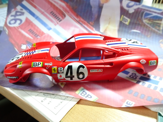 Dino 246 GT LM Nart 1972 1/24 - Page 8 VeNPRb-DSC03244