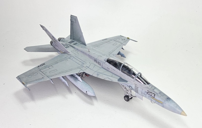 [Hasegawa] 1/72 - Boeing F/A-18F Super Hornet VFA-103    - Page 2 24041305060019477618387800