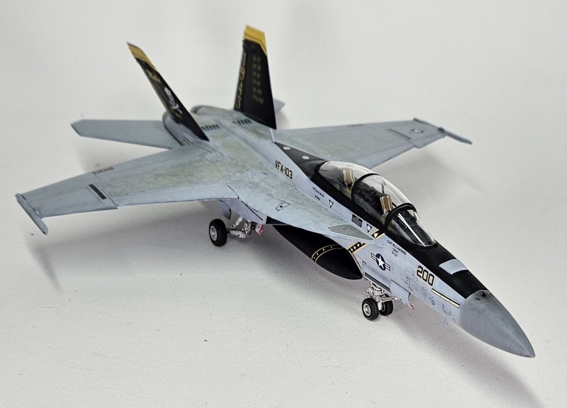 [Hasegawa] 1/72 - Boeing F/A-18F Super Hornet VFA-103 24050105113619477618399015