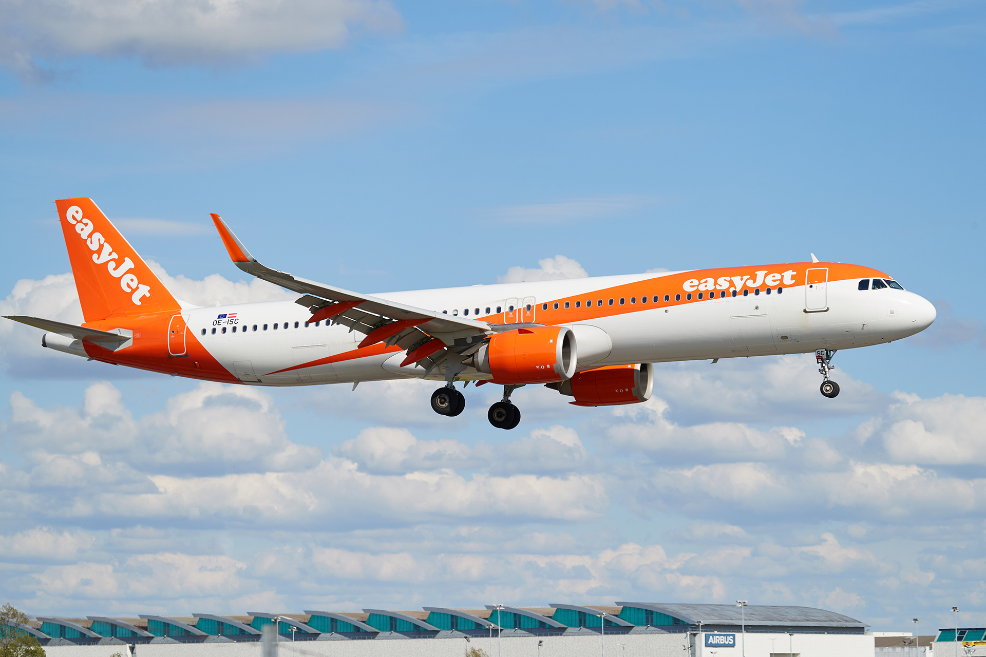 [30/04/2024] Airbus A321Neo Easyjet (OE-ICS) RWicSb-GRX-6479