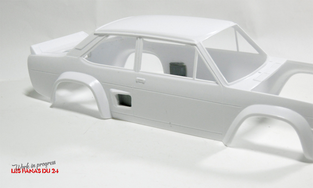 Fiat 131 Abarth  [Italeri] U7EeSb-Fiat-131-carrosserie5