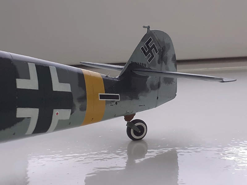 [Revell] 1/32 - Messerschmitt Bf 109 G-6 de Gerhard BARKHORN   (bf109)    - Page 8 CRkfSb-G6-3