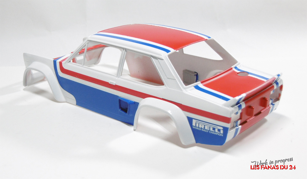 Fiat 131 Abarth  [Italeri] C3OgSb-Fiat-131-carrosserie15