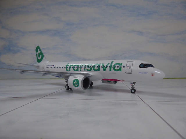 [ZVEZDA et Nazca-decals] 1/144 - Airbus A320neo Transavia  (a320) C6xjSb-Aibus-A320-Neo-Transavia-7