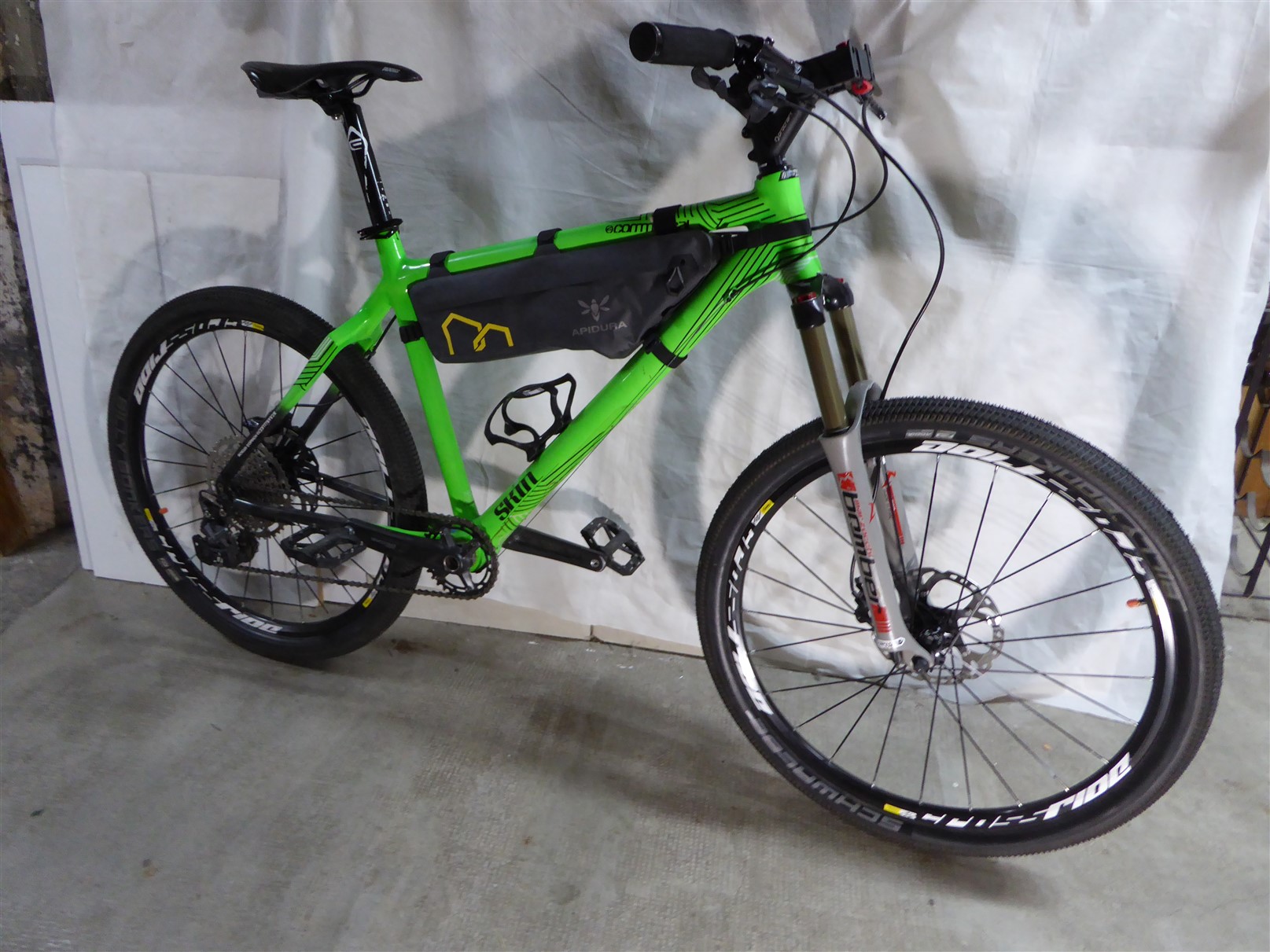 VTT Commencal Skin 2405250939407949818411933