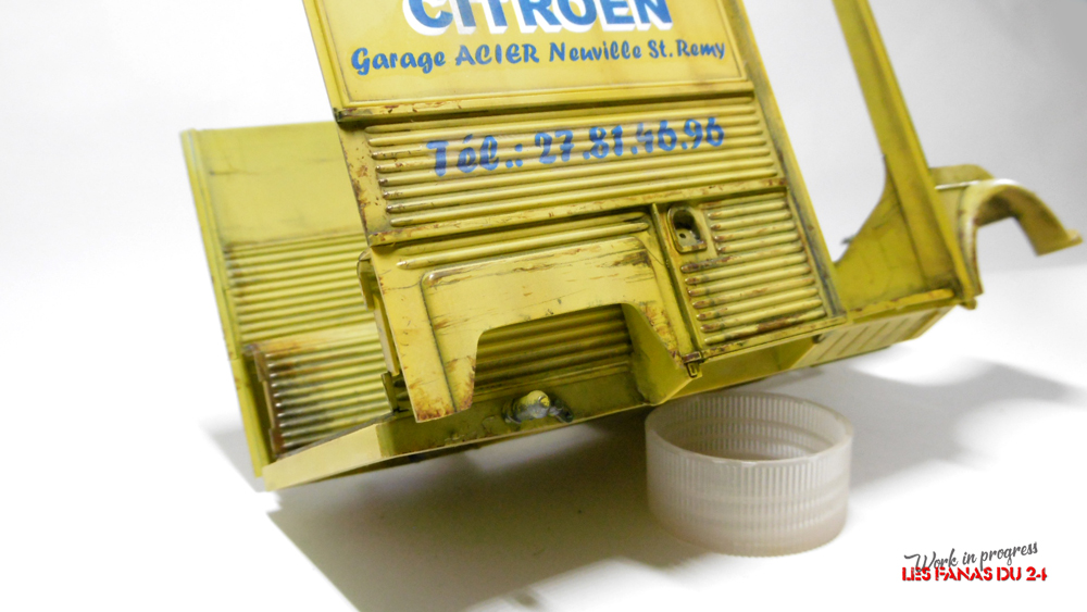 Citroën "Tub" [Heller]  4m0vSb-Citroen-Tub-Carrosserie22