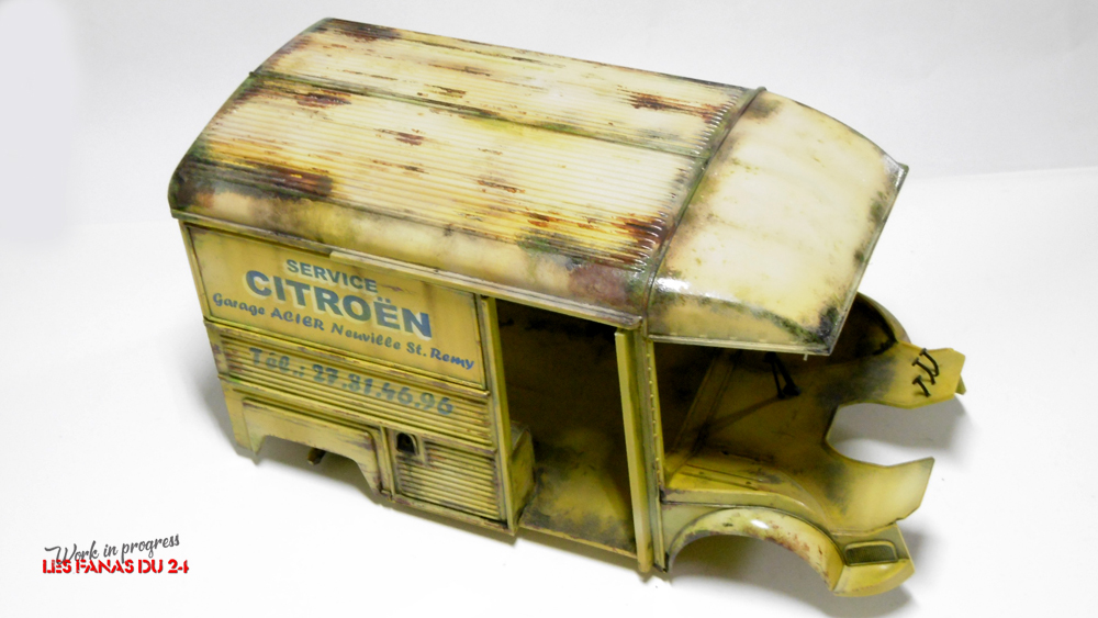Citroën "Tub" [Heller]  CChwSb-Citroen-Tub-Carrosserie23