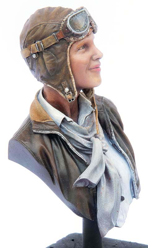 Amelia Earhart, princesse du ciel -  Life-Miniatures 24062710033514703418427162