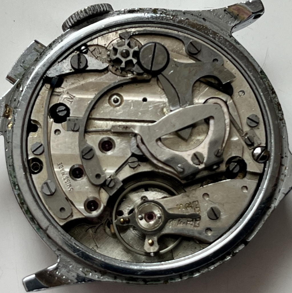 Chronographe Waldir, va pas l’dire à quelqu’un que j’en ai un ! Ve9ySb-M1