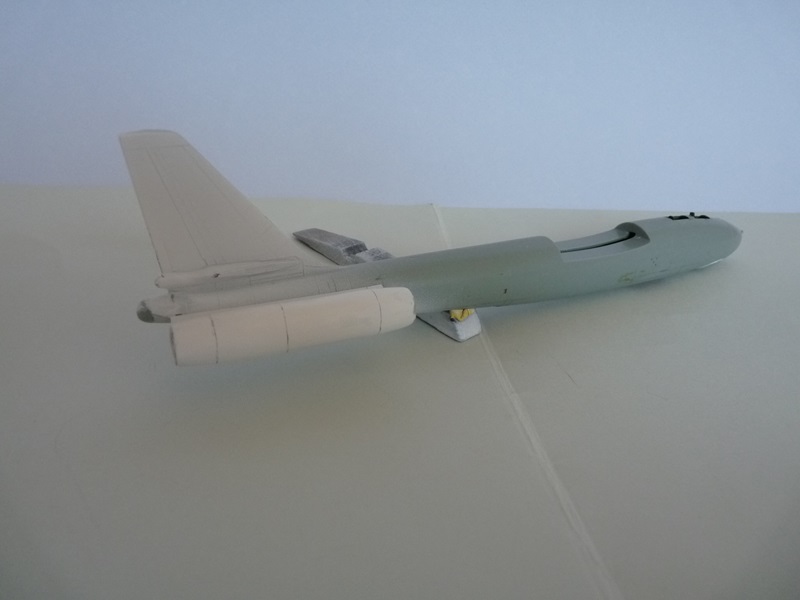 [Academy] 1/144 - Boeing  B-47 Stratojet ou plutôt CL-52 2407151200225669818435587