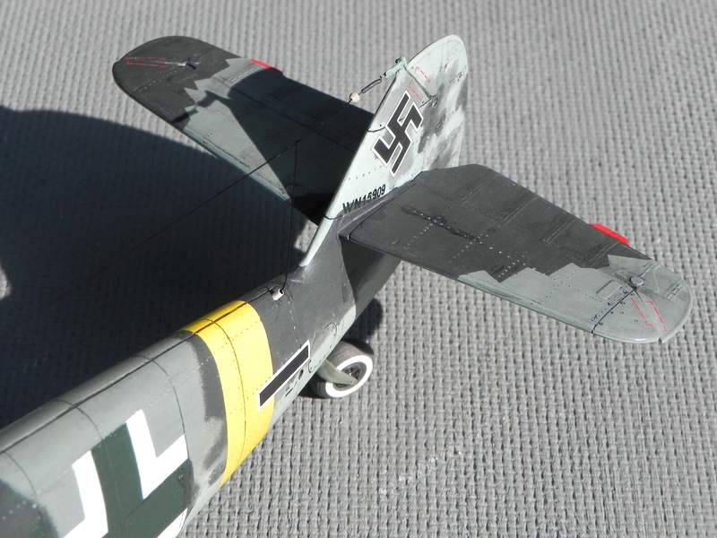 [Revell] 1/32 - Messerschmitt Bf 109 G-6 de Gerhard BARKHORN   (bf109)  1aW5Sb-G625