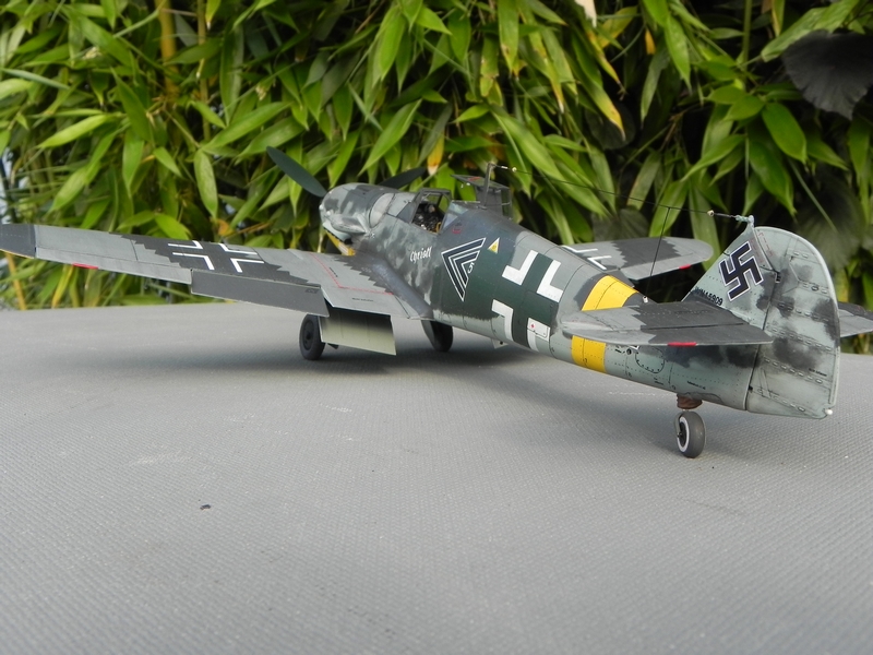 [Revell] 1/32 - Messerschmitt Bf 109 G-6 de Gerhard BARKHORN   (bf109)  4WV5Sb-G615