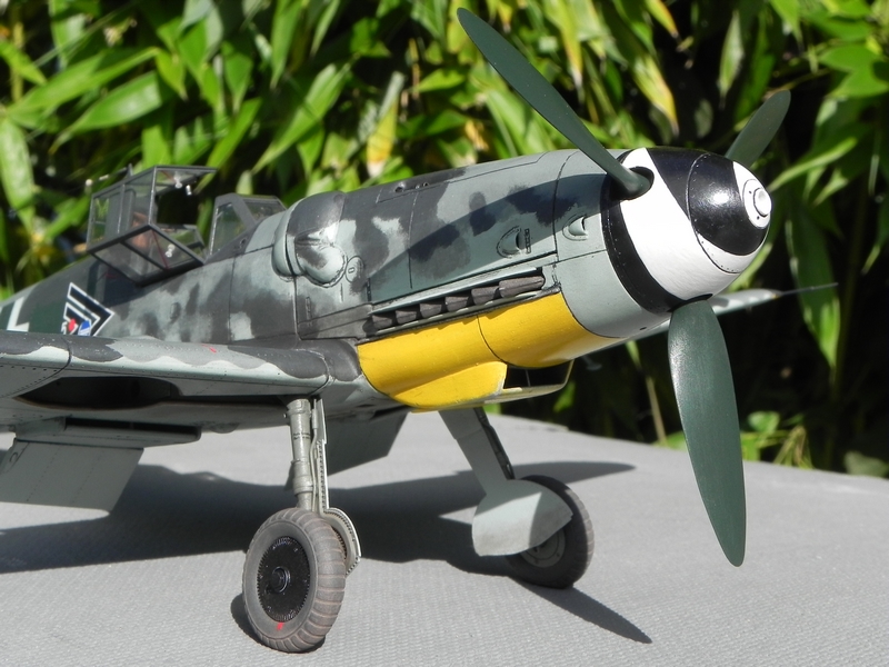 [Revell] 1/32 - Messerschmitt Bf 109 G-6 de Gerhard BARKHORN   (bf109)  ZaW5Sb-G622