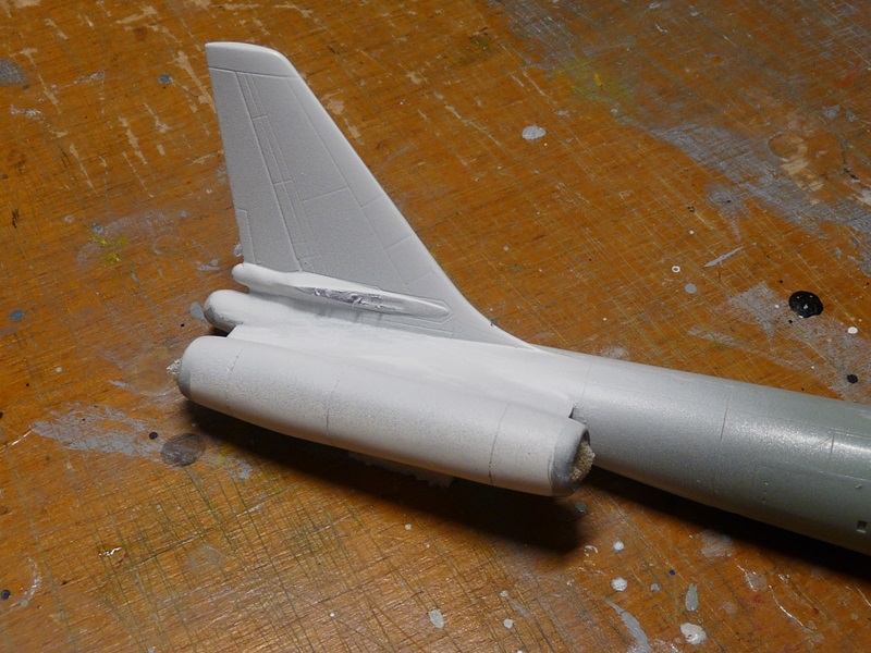 [Academy] 1/144 - Boeing  B-47 Stratojet ou plutôt CL-52 2407260239505669818441640