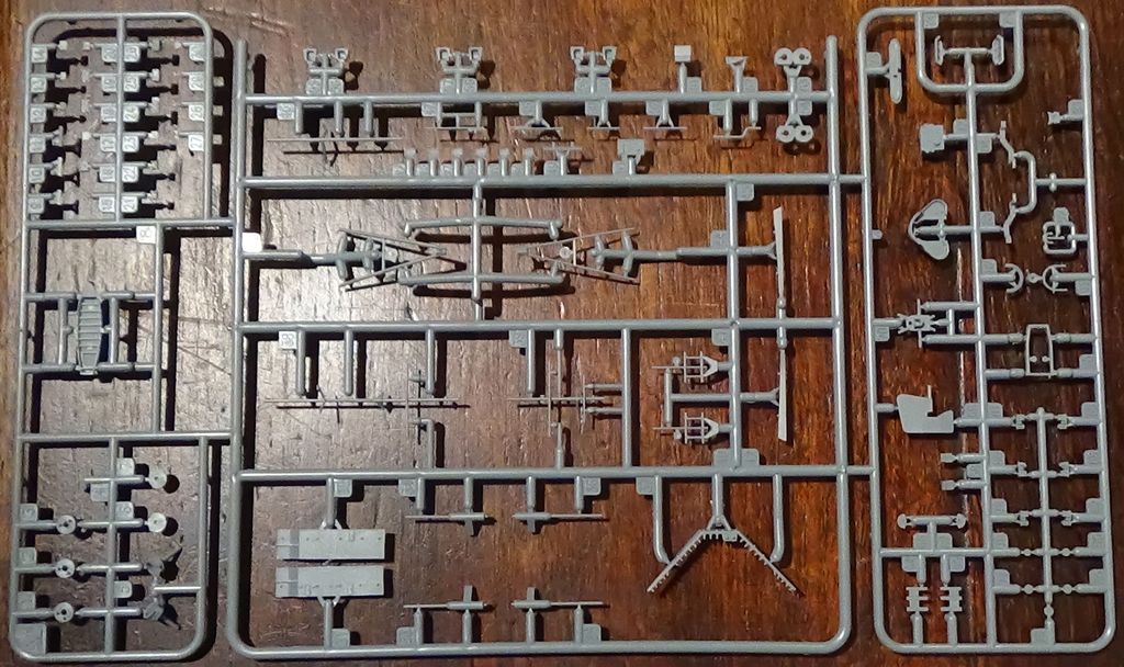 HMS Duke of York, cuirassé britannique/ Royal Navy Battleship, 1943, Flyhawk, version Deluxe + pont en bois/ wooden deck D0oMSb-HMS-DukeOfYork-30