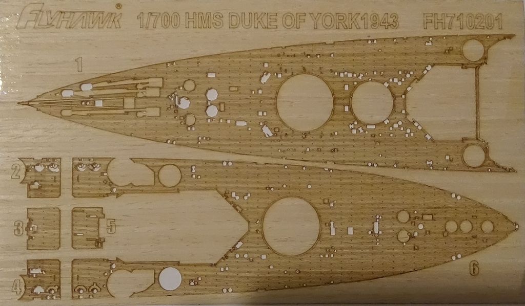 HMS Duke of York, cuirassé britannique/ Royal Navy Battleship, 1943, Flyhawk, version Deluxe + pont en bois/ wooden deck QXoMSb-HMS-DukeOfYork-46