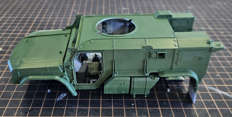 [Zvezda] 1/35 - Kamaz K-4386 Typhoon-VDV 24091107230619477618464689