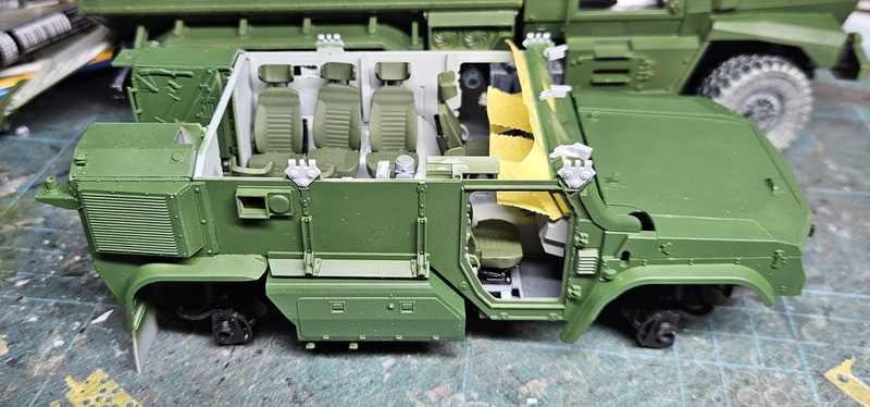 [Zvezda] 1/35 - Kamaz K-4386 Typhoon-VDV 24091107230719477618464692