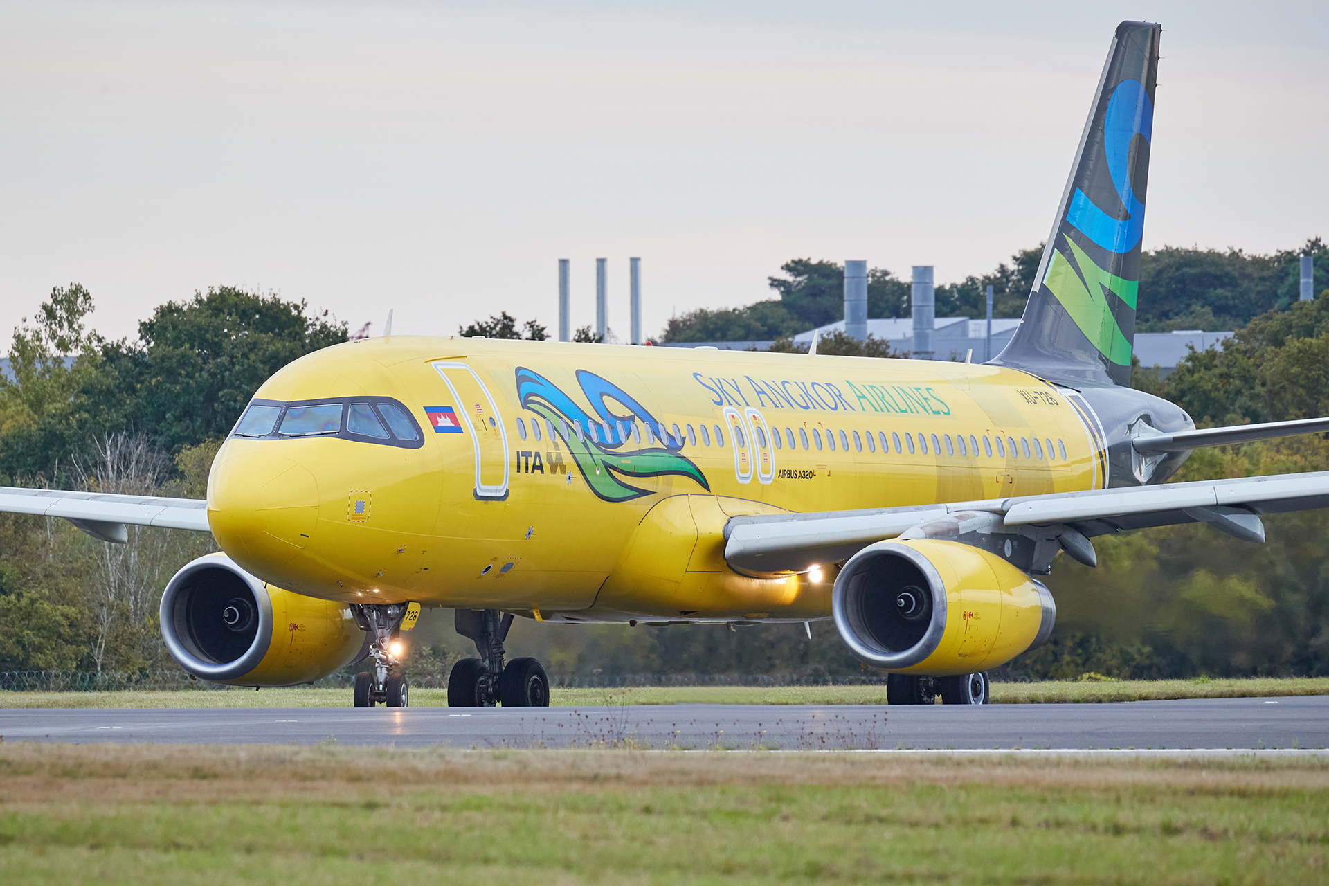 [28/09/2024] A320 Sky Angkor Airlines (XU-726) Ai1XSb-GRX-9819