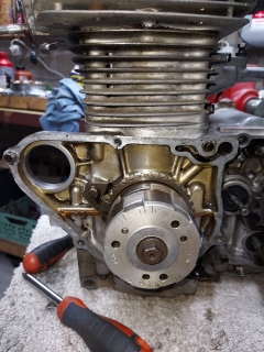 circuit huile - coté alternateur