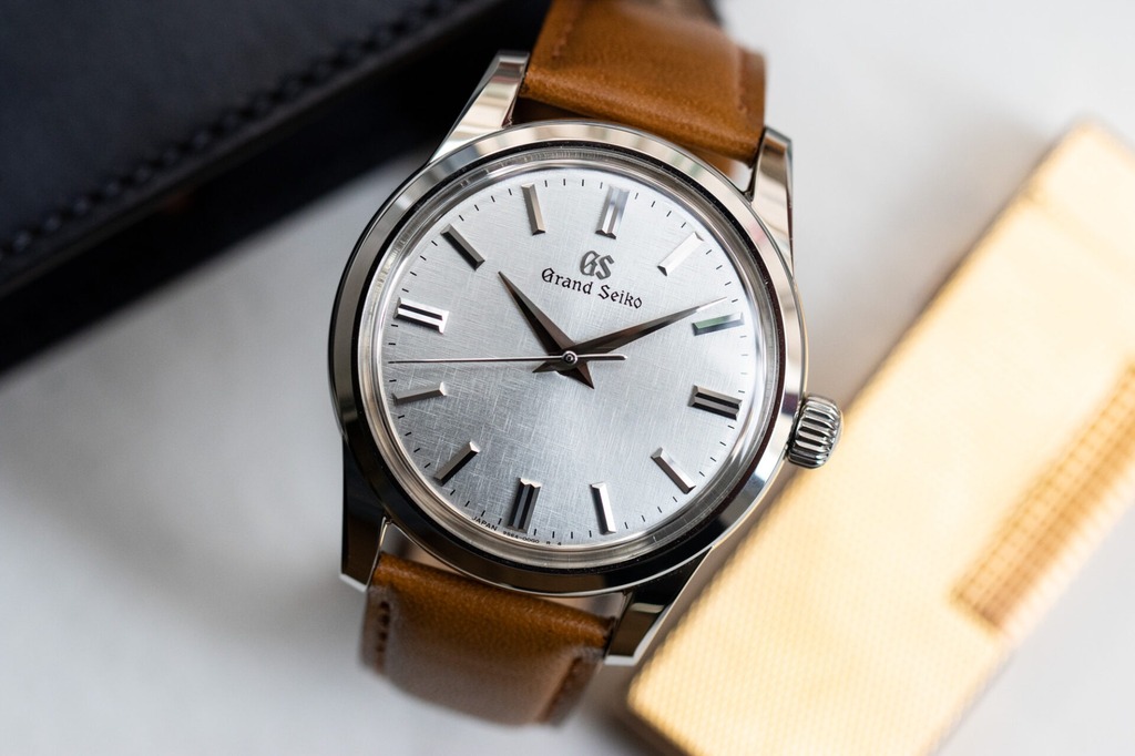 Grand Seiko : l’heure du Grand Choix ? DoNgTb-grand-seiko-elegance-asakage-sbgw267-4-1920x1280