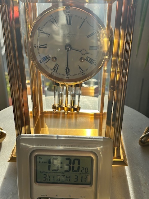 Pendulette cage Hour Lavigne 24110303392912050918488092