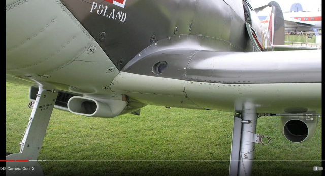 Spitfire V - Wing 01 Gun camera