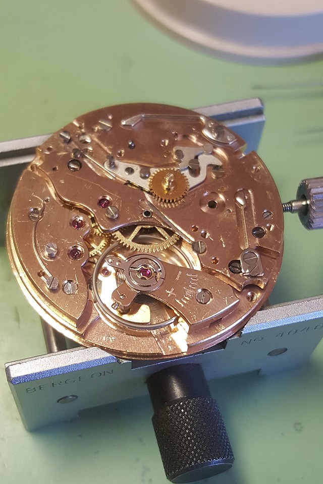 Restauration d'un chrono Rotary aquaplunge Skindiver 24122807084714657918513175