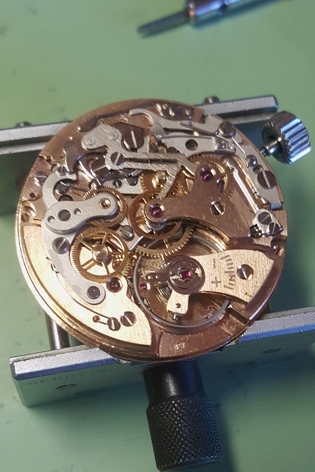 Restauration d'un chrono Rotary aquaplunge Skindiver 24122807094614657918513179