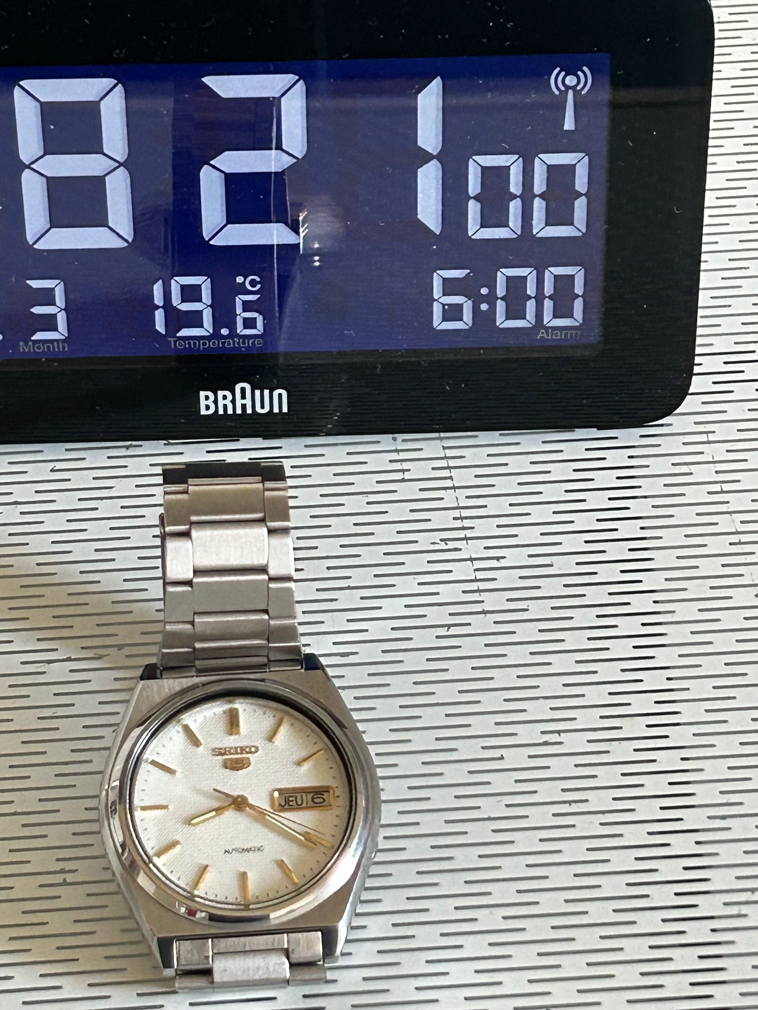 Postez vos Seiko vintage - tome 3 - Page 19 25030609160212050918545897