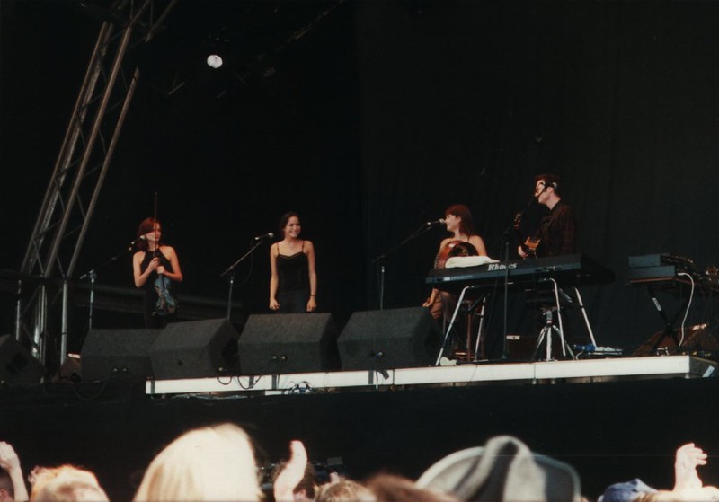 CORRS 1996 - 1407367407_246adc4503_c