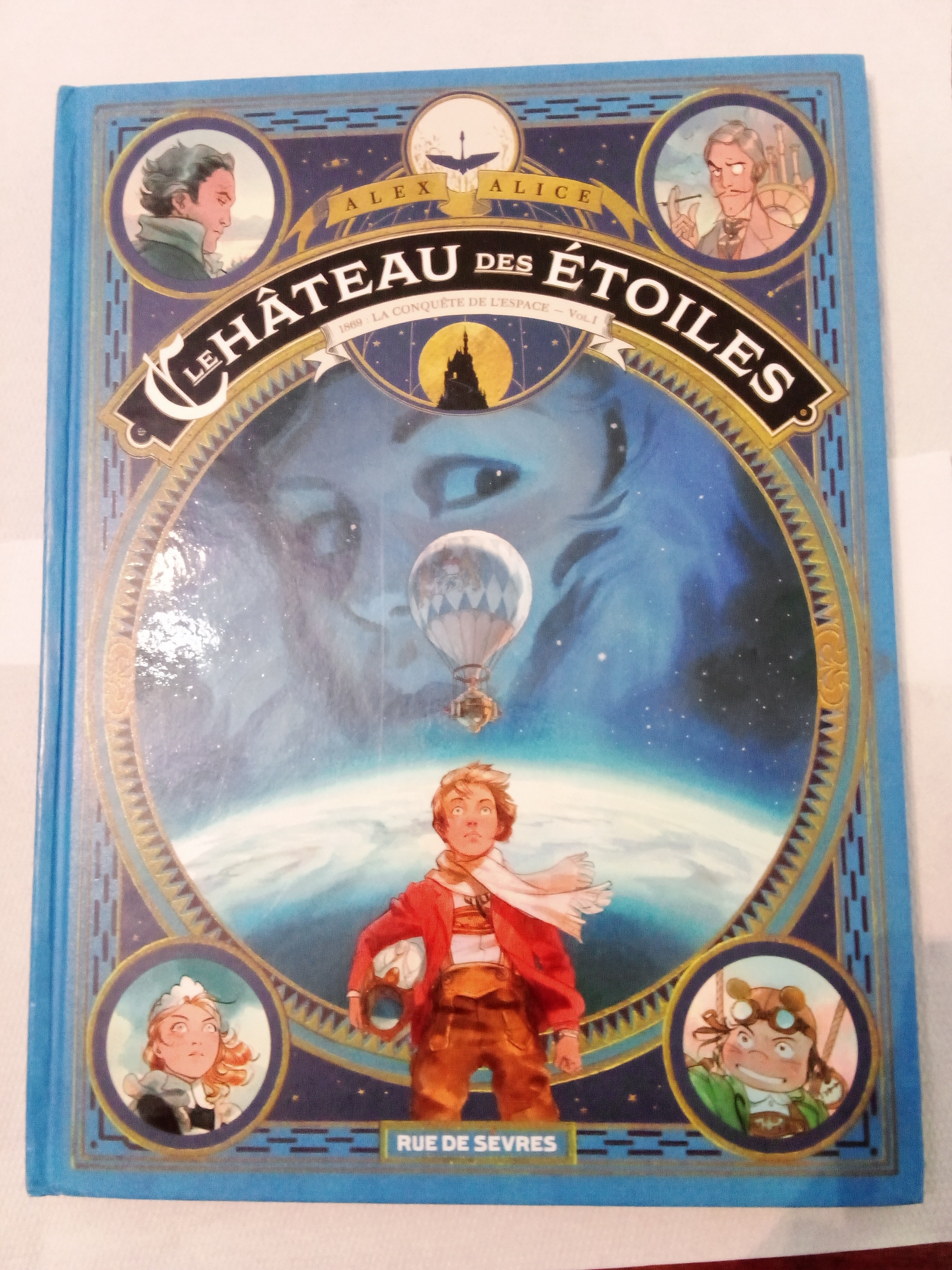 Le chateau des &eacute;toiles 1