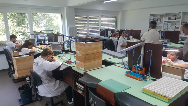 Visite de la manufacture Yema le 20 juin avec le club Yema 25062312130314657918604421
