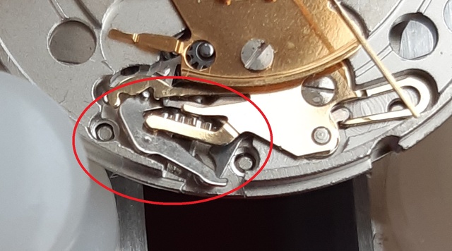 Les Swatch automatiques ont-elles droit à une seconde vie ? - Page 2 M4S4Ub-TIRETTE