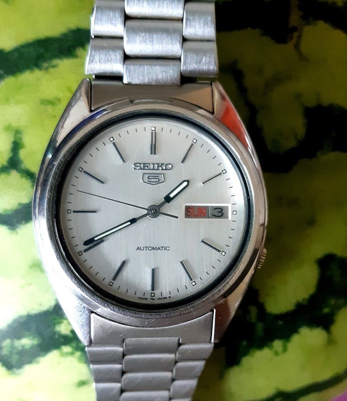 *** La Seiko du jour - vol. 21 *** - Page 2 QC6IUb-seik1