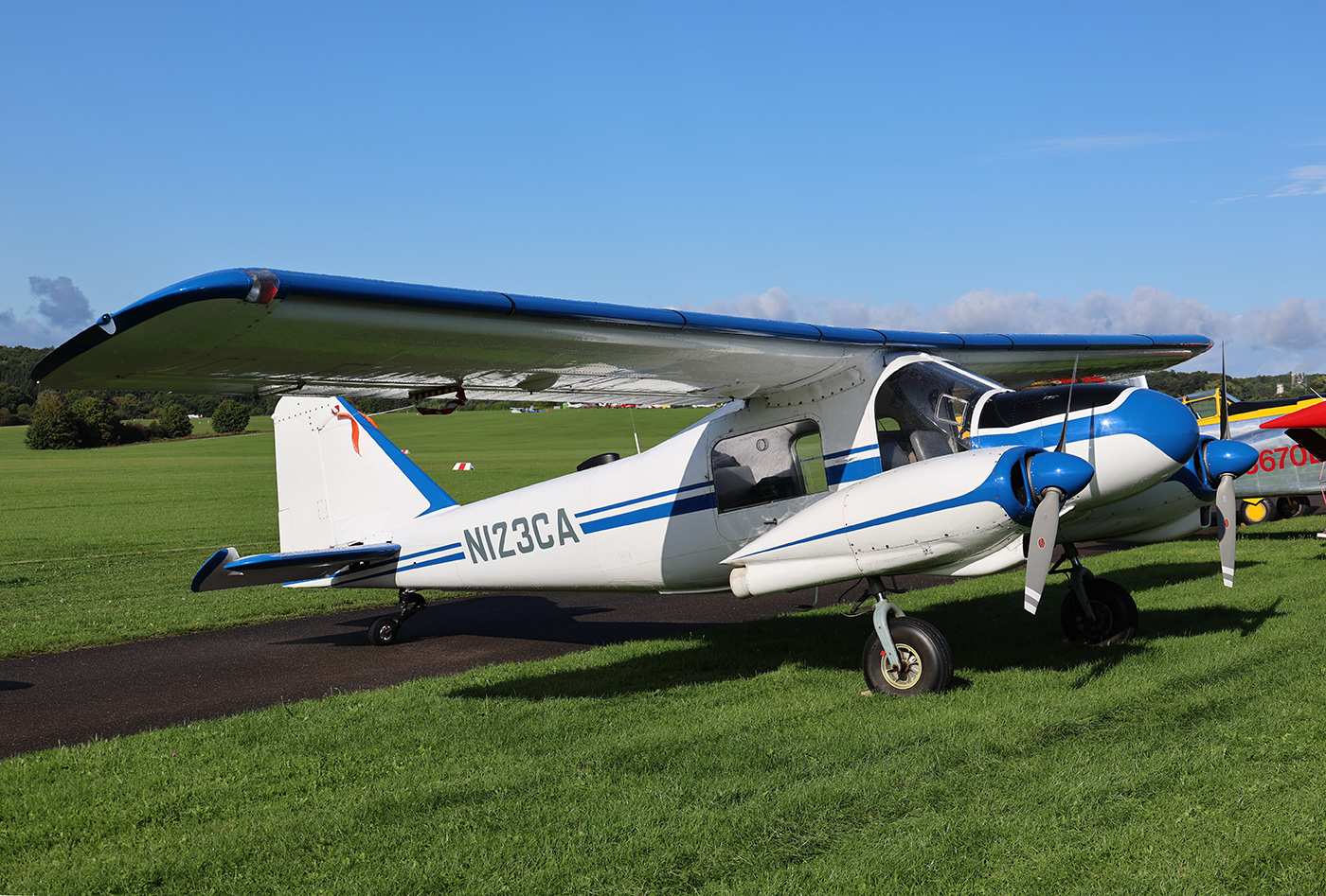 1345 Do28A1 N123CA 1400