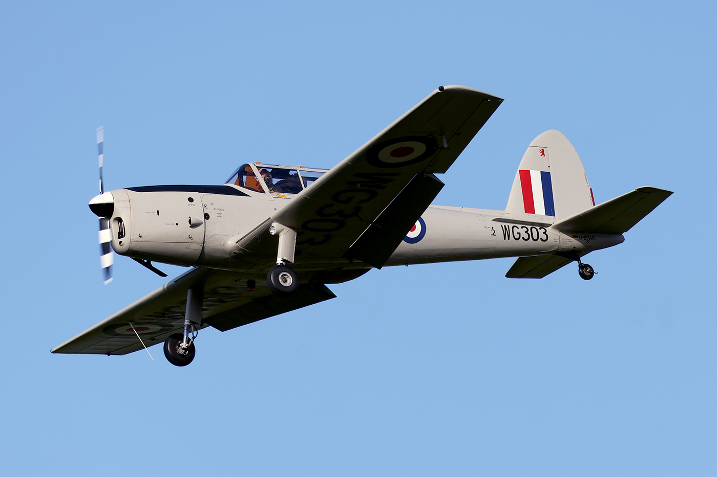 7350 Chipmunk G-APYG 1400