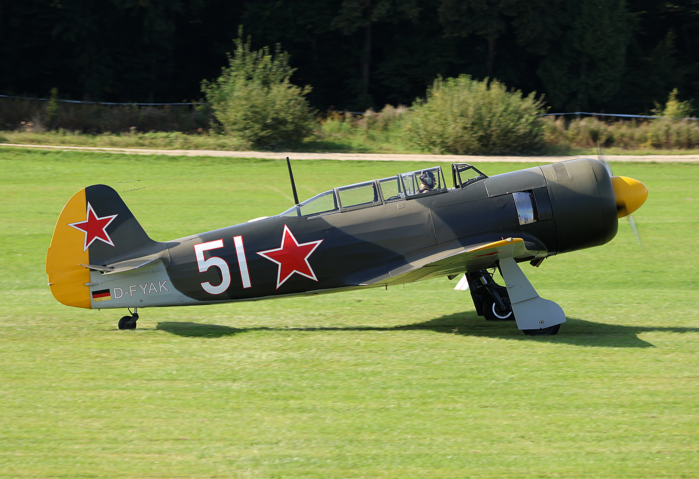 2208 Yak C11 D-FYAK 1400