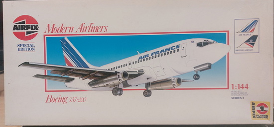 small_B737_1000025095