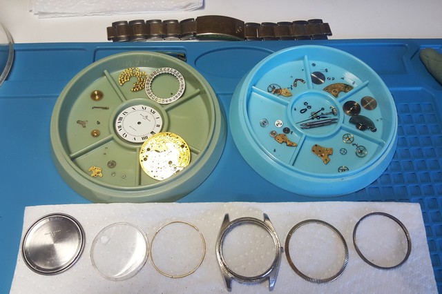 Il aura fallu de la patience pour restaurer cette Baume et Mercier à micro rotor 25110412183814657918661167