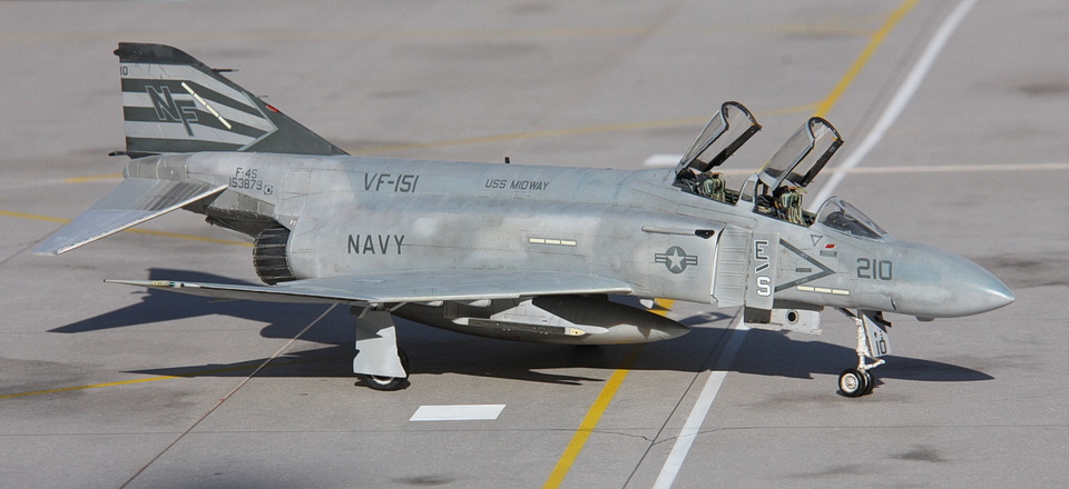 small_F4S_9165