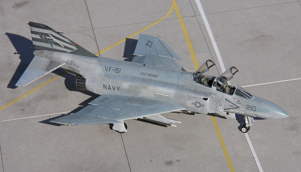 Hasegawa 1/72 - F-4S Phantom II - VF-151 #210 - Last Launch