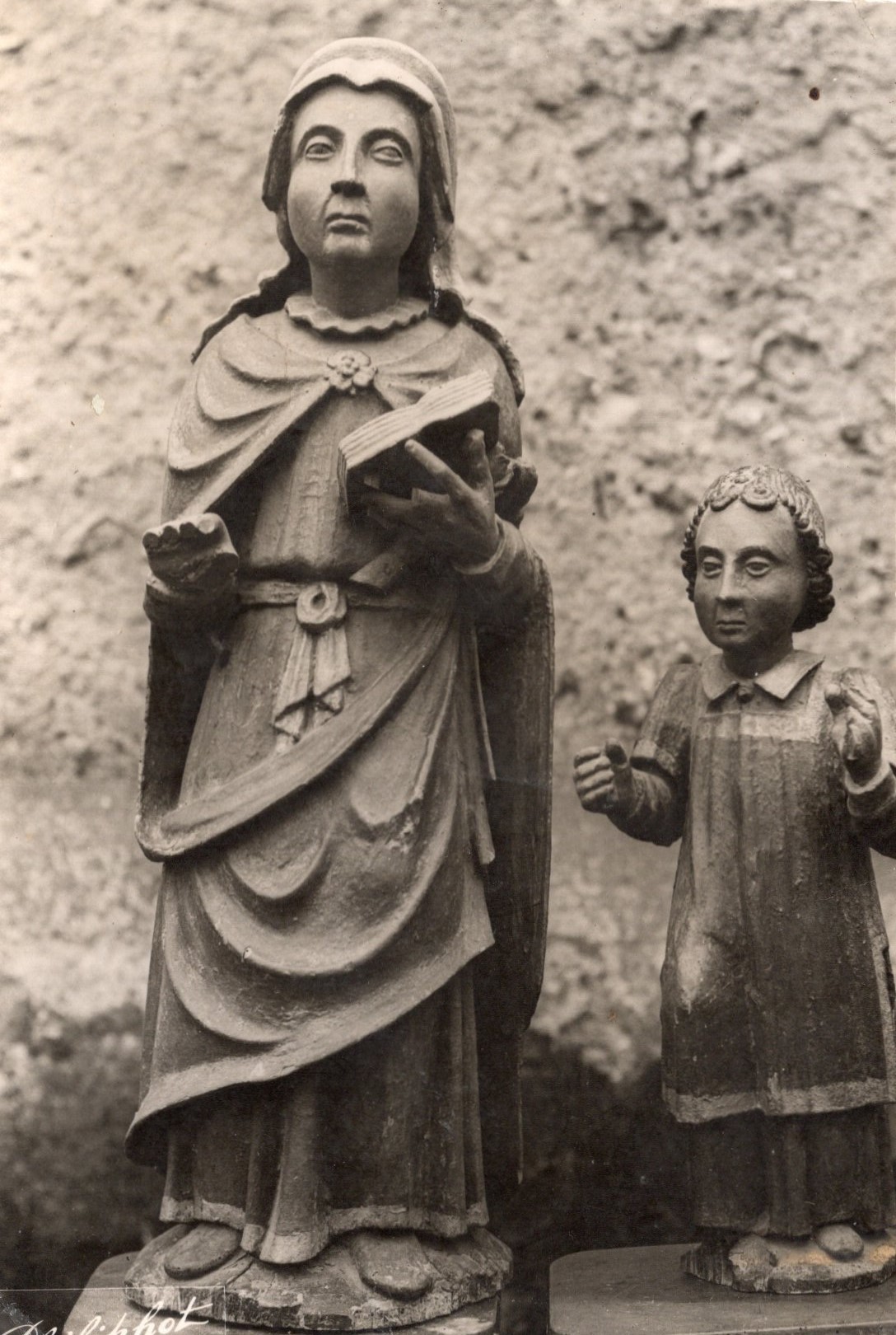 cartes postales anciennes - 4-104 statue st cyr et ste julith