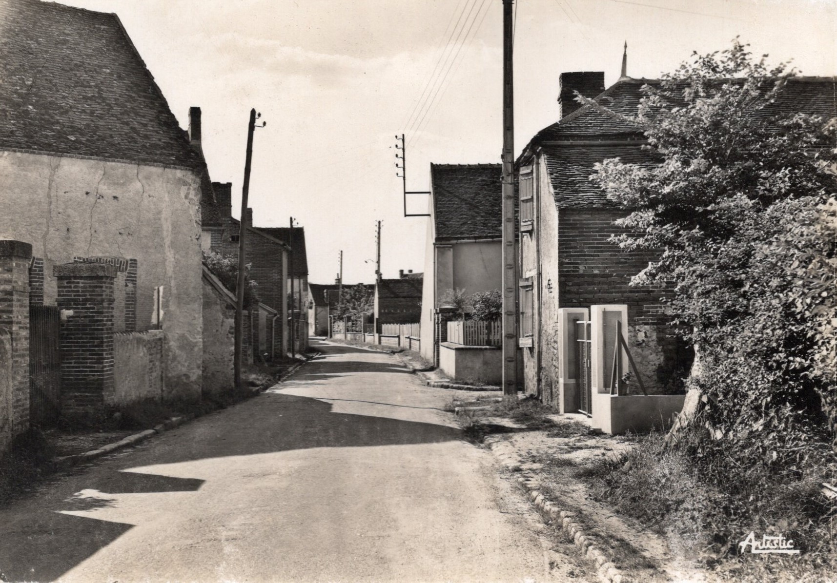 cartes postales anciennes - 37-57 loivre grande rue