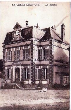 cartes postales anciennes - 10-007 la mairie 23