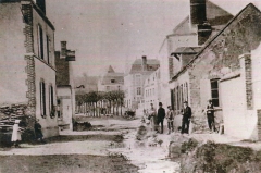 cartes postales anciennes - 12-12 la rue de l'eglise 50