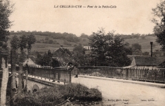 cartes postales anciennes - 45-68Ale pont de la petite celle 2