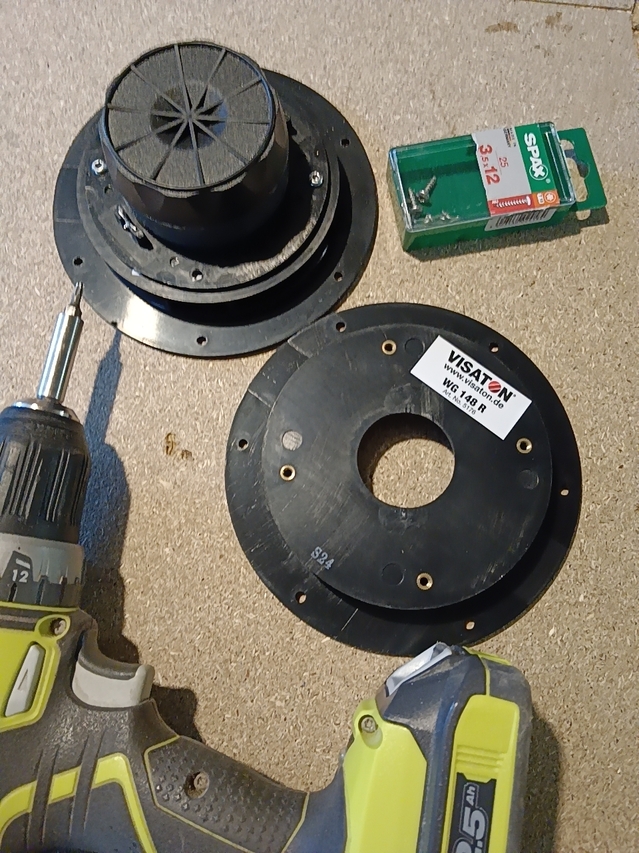 [Image: UYuOVb-Pavillon-Visaton.jpg]